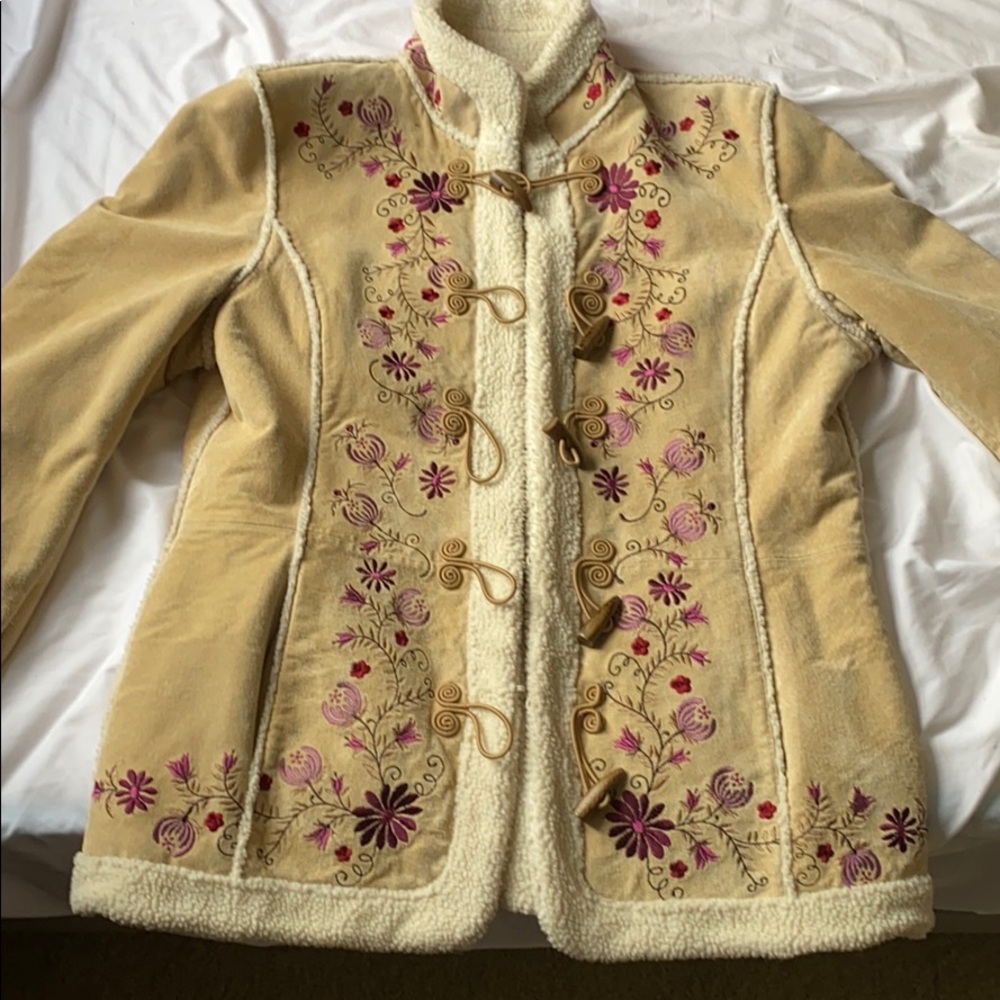 Suede and fleece coat